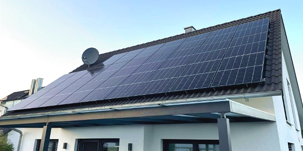Spengler Photovoltaik-Anlage Hausdach